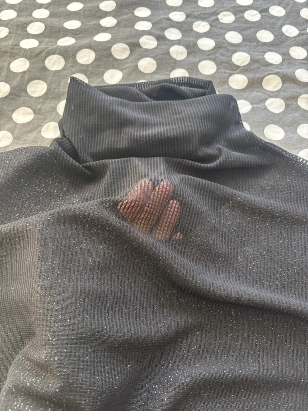 Black Ribbed Sparkle Turtleneck Top, fits S-M. 💗
