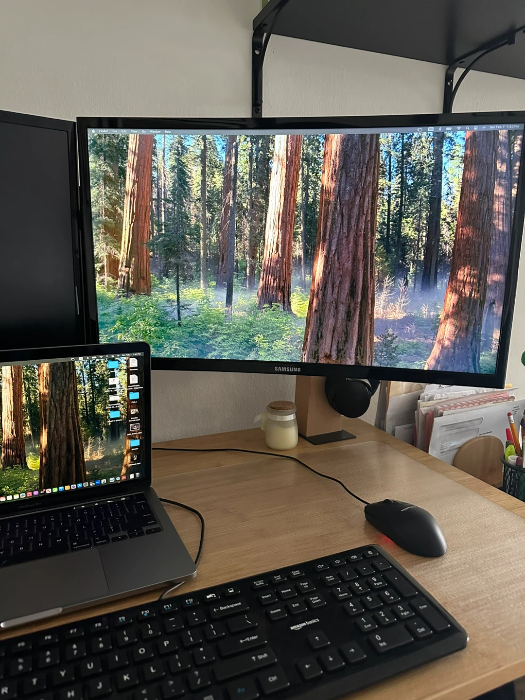 Samsung 24" Curved FreeSync LCD Monitor C24F390FH