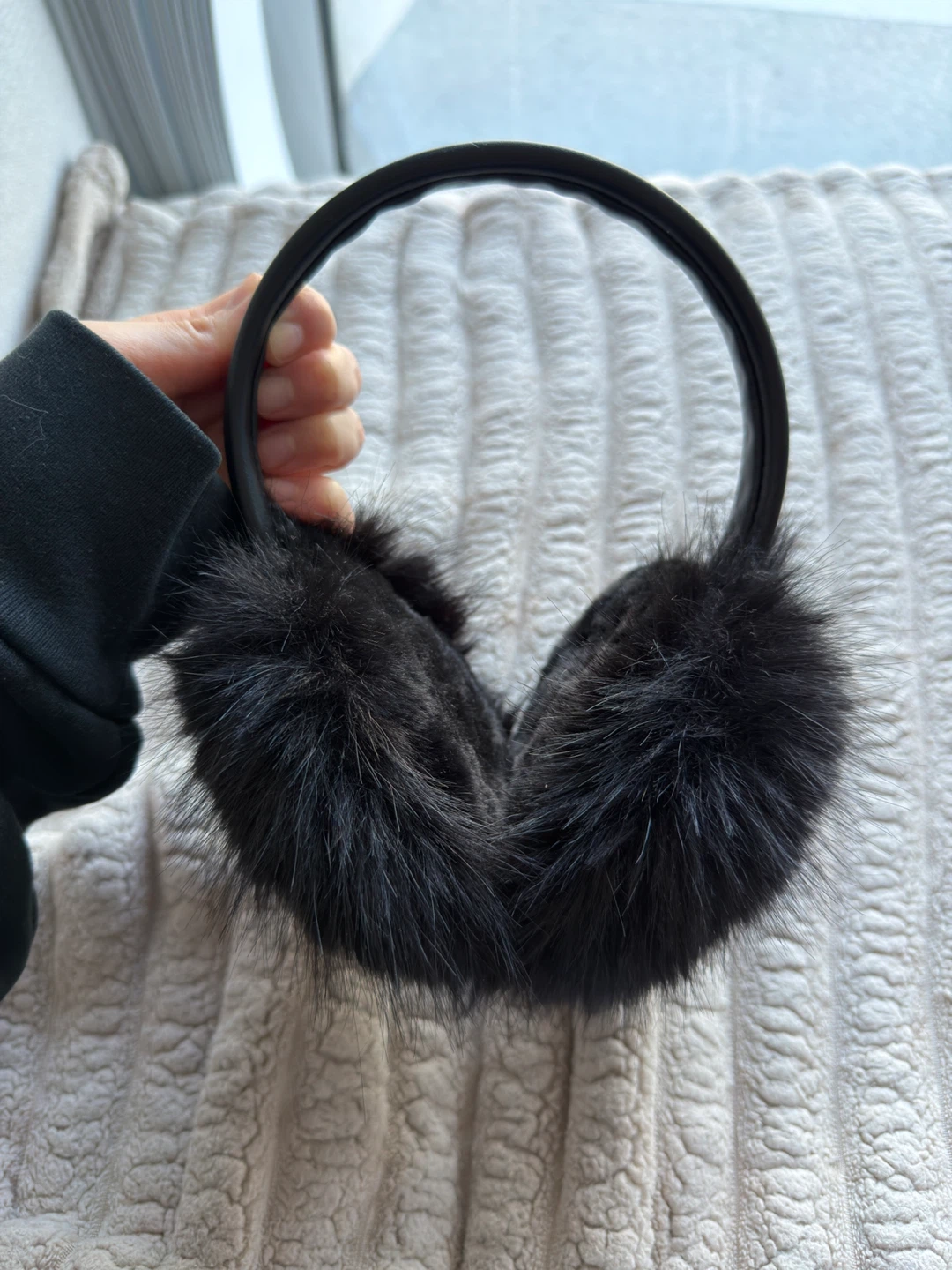 Black Faux Fur Earmuffs - photo 2