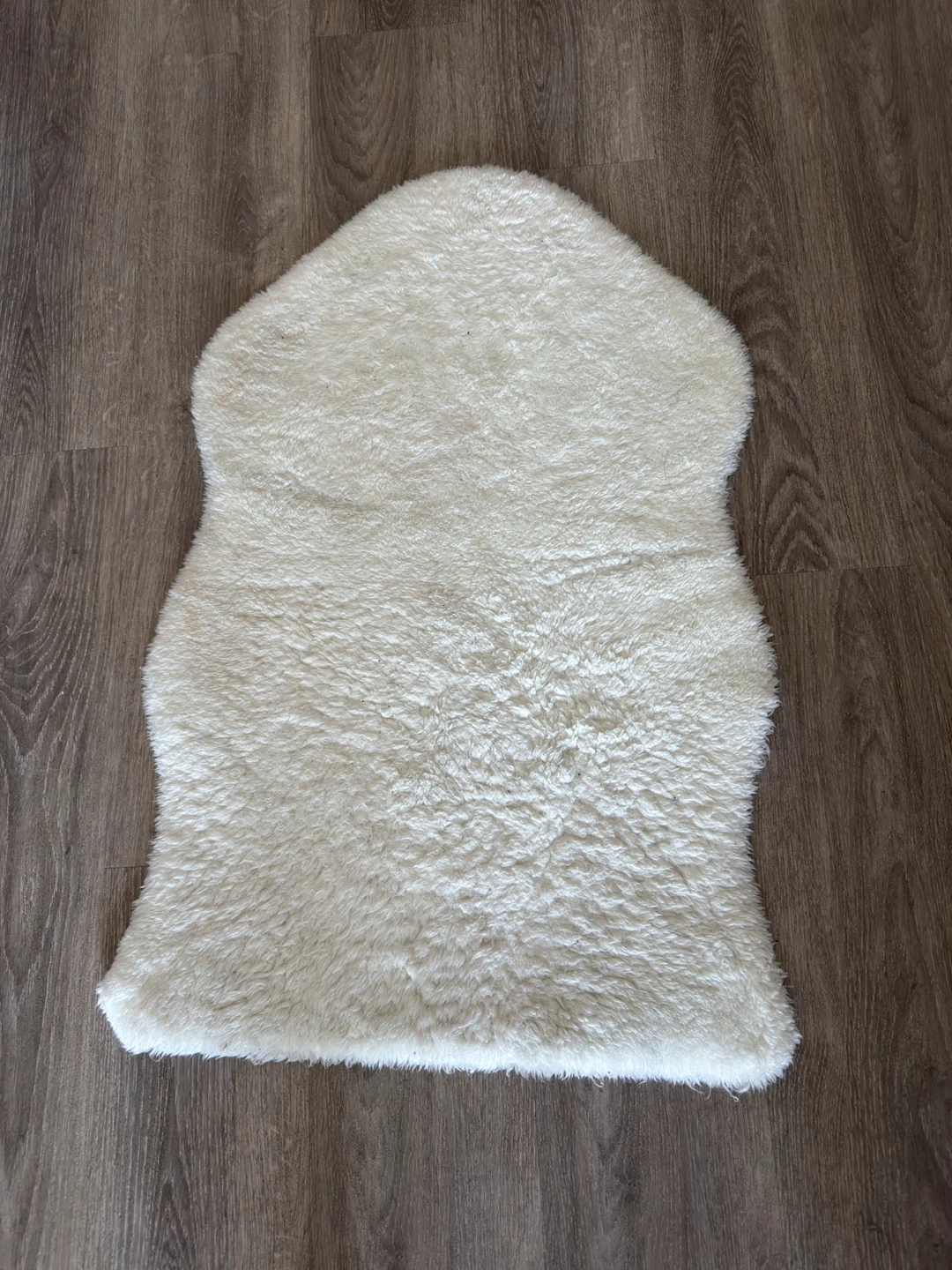IKEA Toftlund White Faux Sheepskin Rug