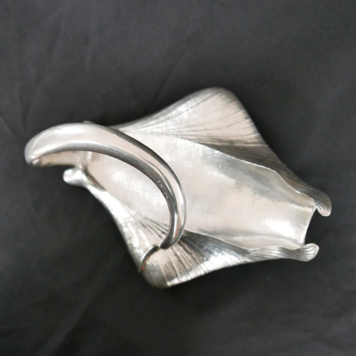 Royal Selangor Pewter Manta Ray Wine Bottle Holder
