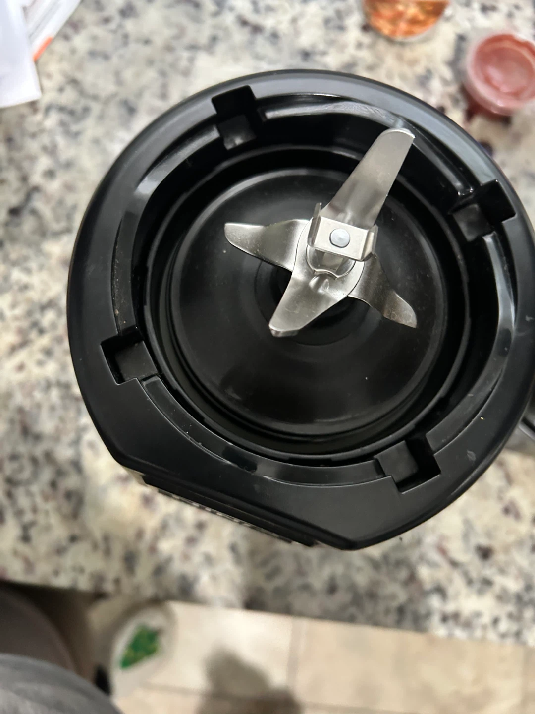 Ninja Professional Blender Base - 900 Watts - photo 2