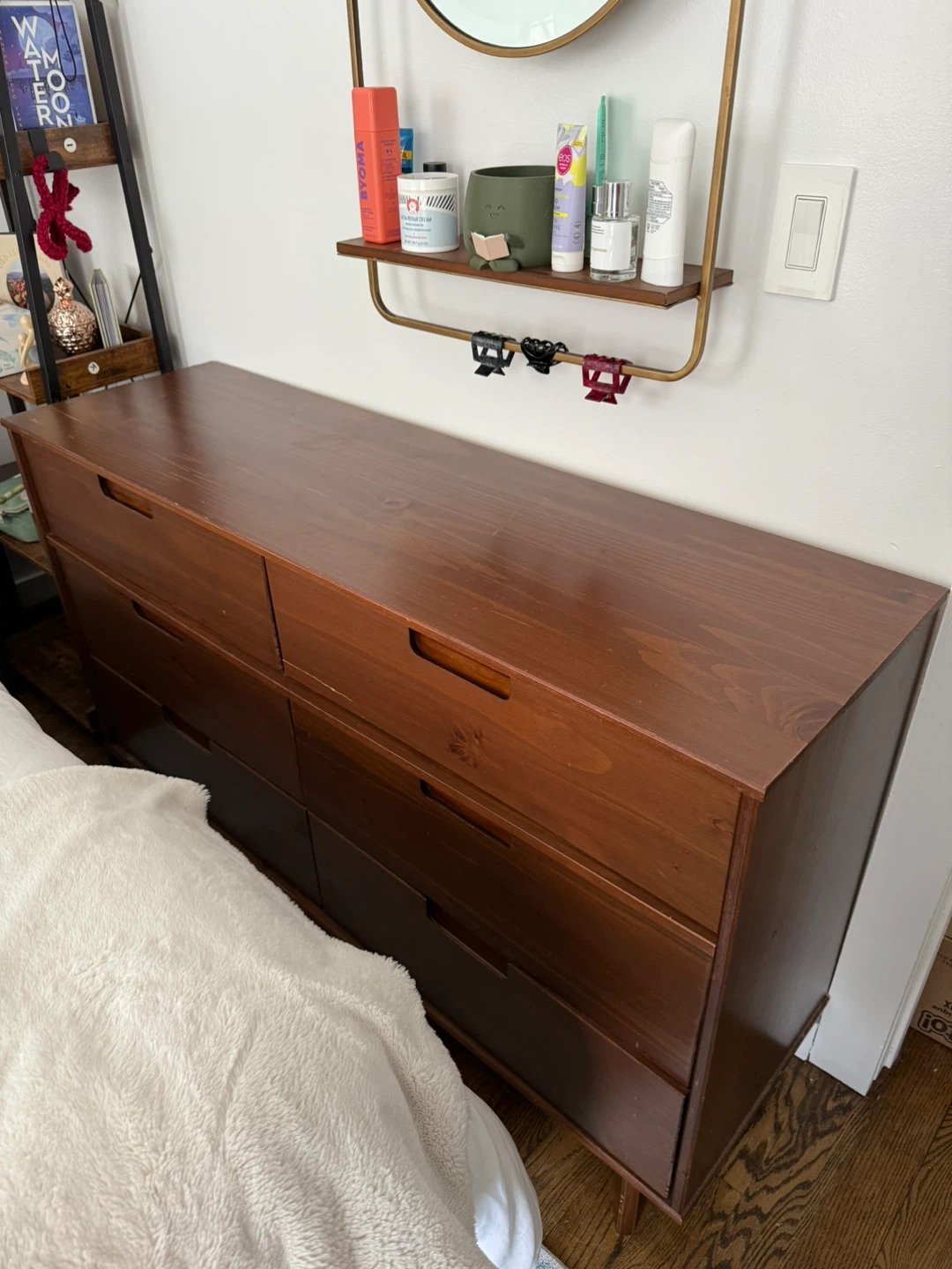Solid Wood Dresser - photo 3