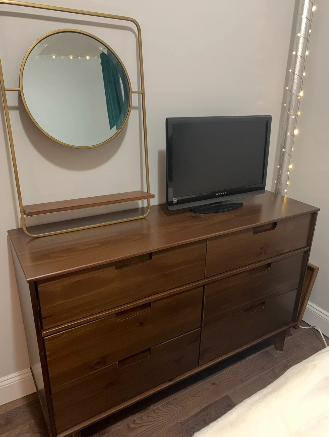 Solid Wood Dresser - photo 2