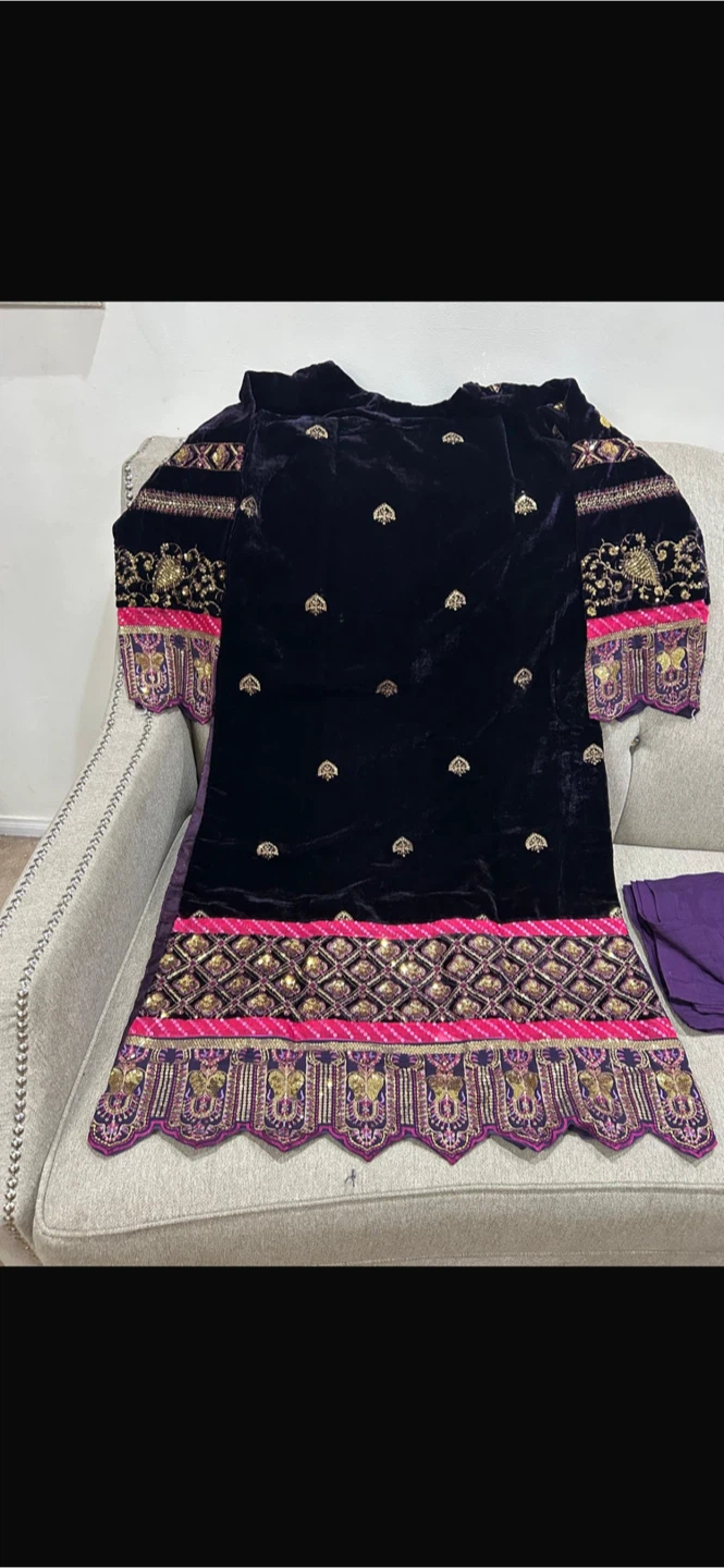 New Velvet Salwar Kameez Outfit - Purple with Gold Embroidery - photo 4