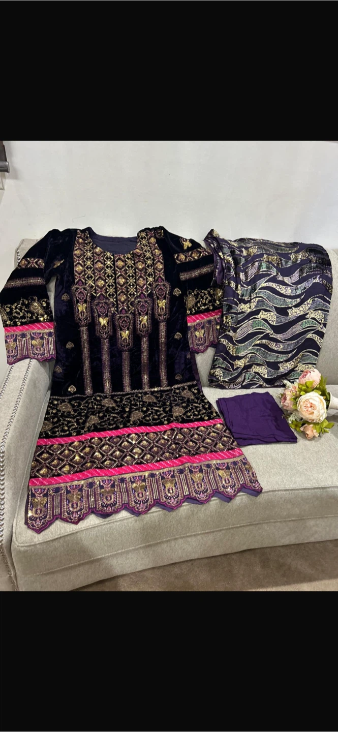 New Velvet Salwar Kameez Outfit - Purple with Gold Embroidery - photo 3