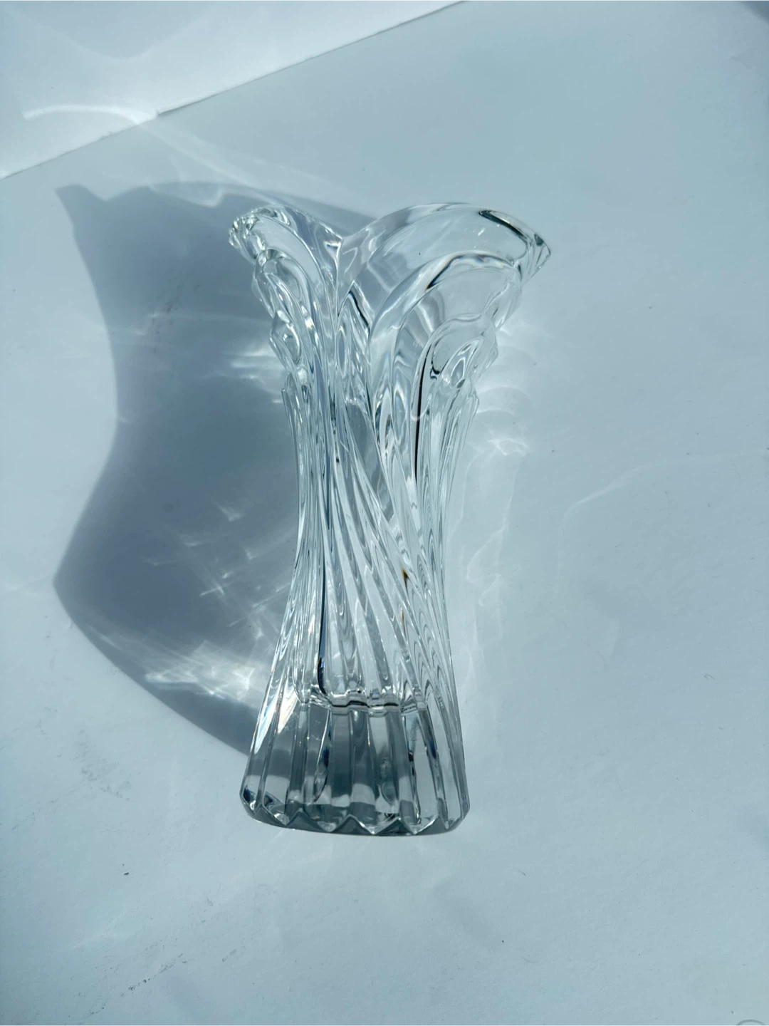 Stunning NEW Vintage Mikasa Crystal Swirl Vase: Spring Flair🏆 - photo 3