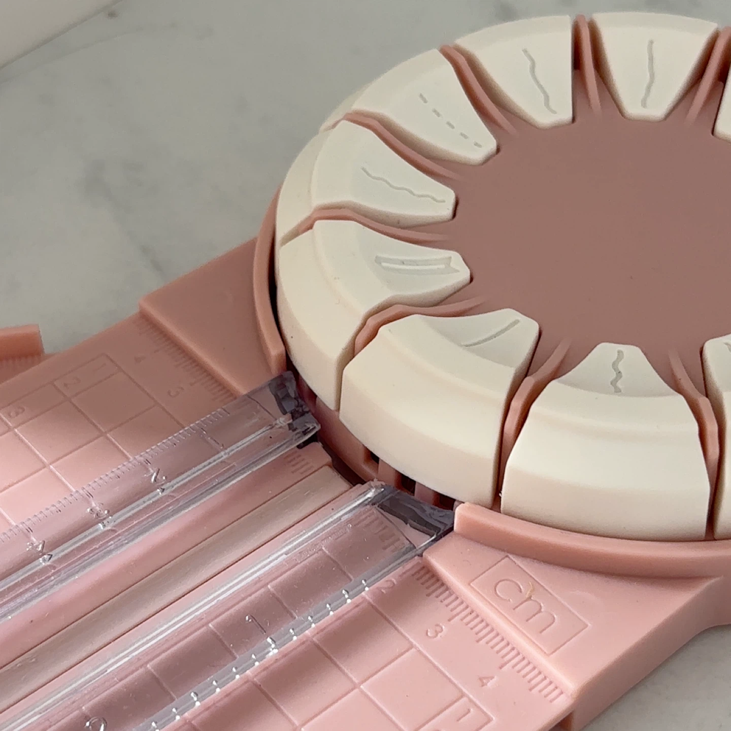 Paper Trimmer with Decorative Edge Blades - photo 3