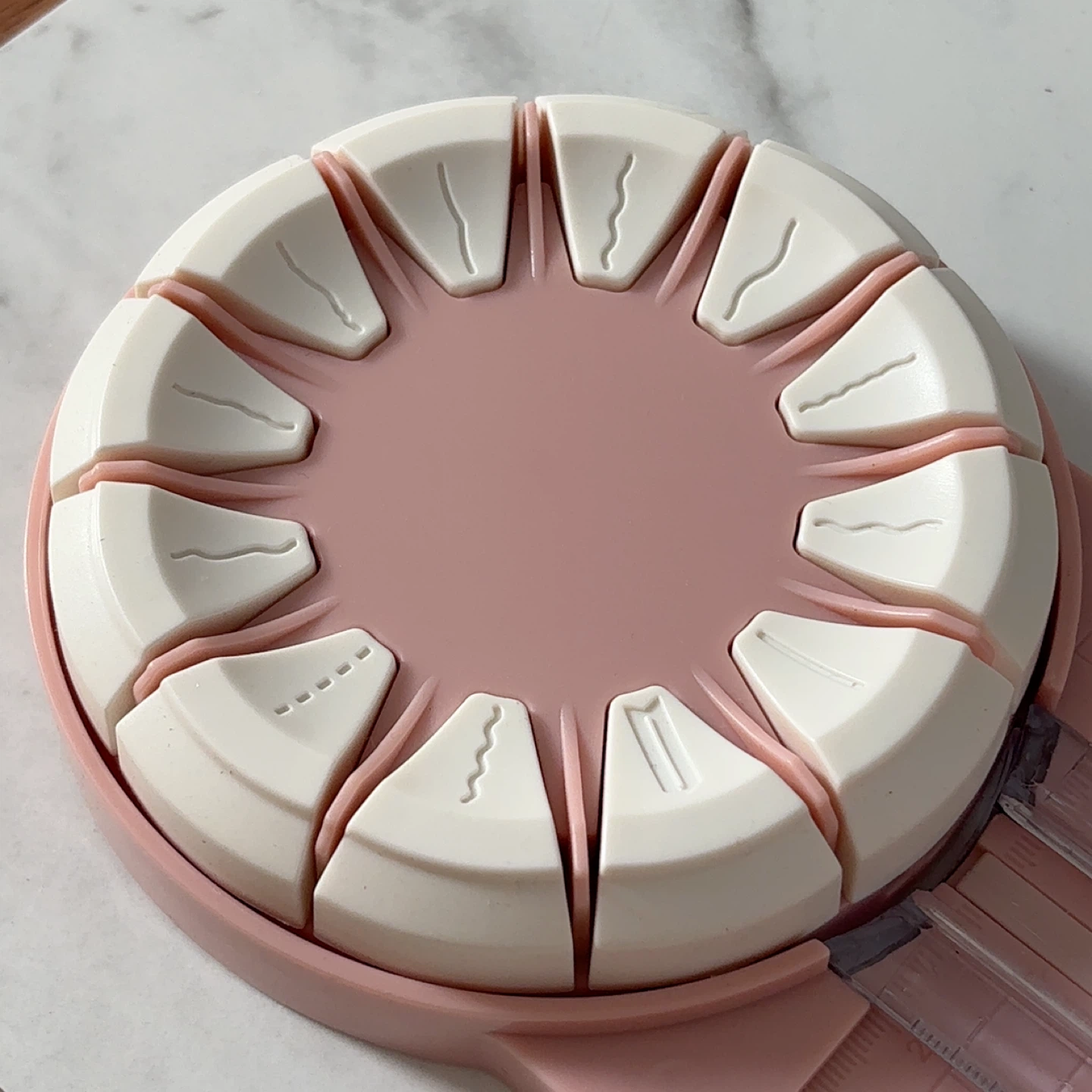 Paper Trimmer with Decorative Edge Blades - photo 4