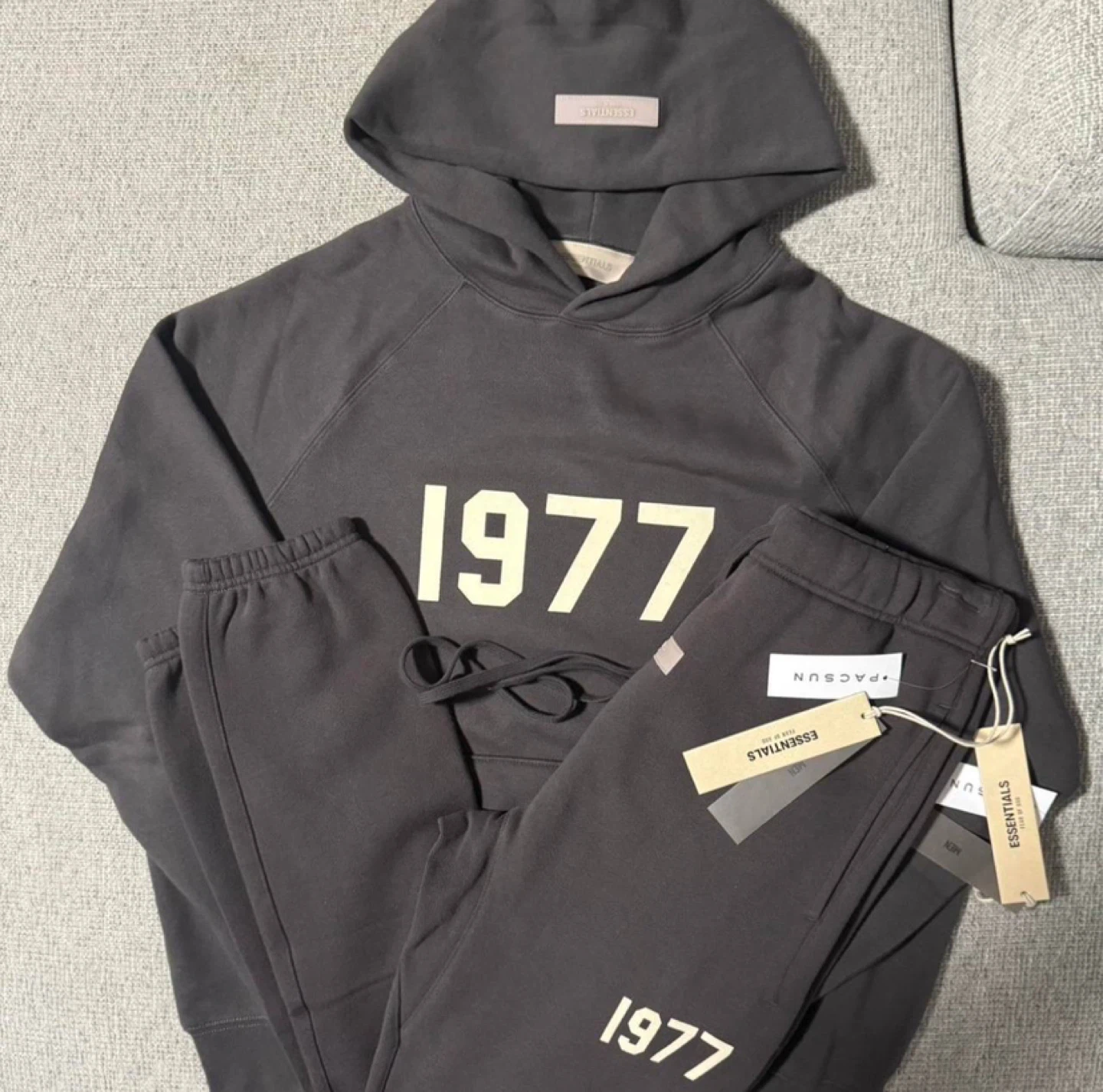 Essentials Fear Of God 1977 Iron Hoodie & Sweatpants Set