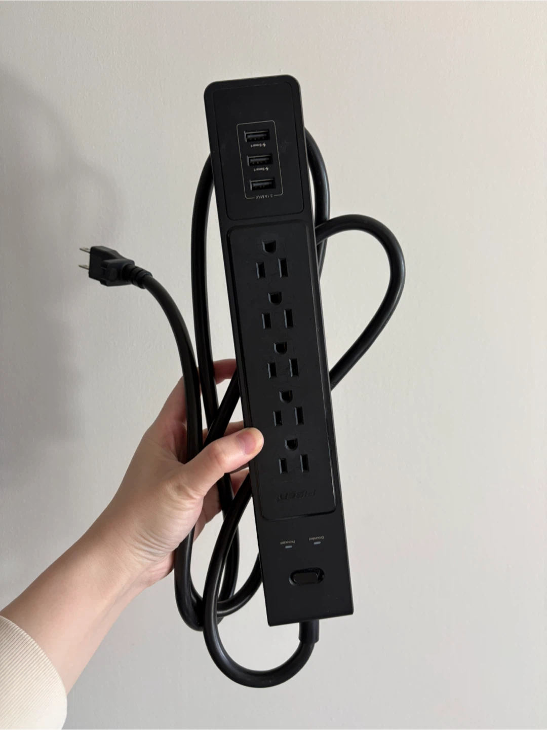 Power Strip with USB Ports