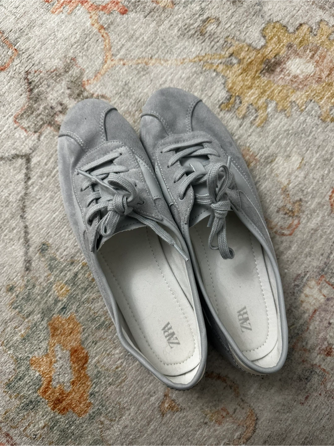 ZARA  Shoes  - Size 39