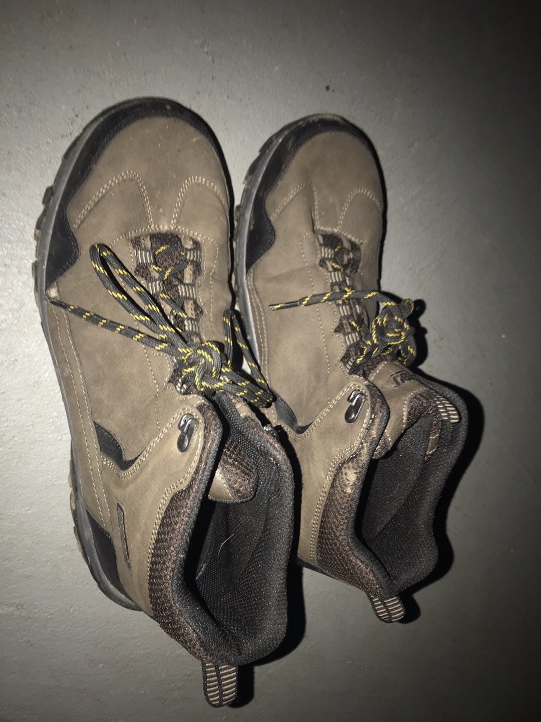OUTBOUND Men's Hiking Boots Size 11M