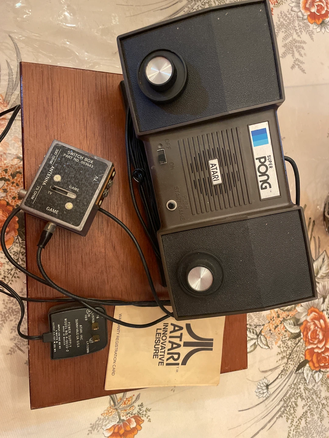 Atari Super Pong Video Game Console with Switch Box
