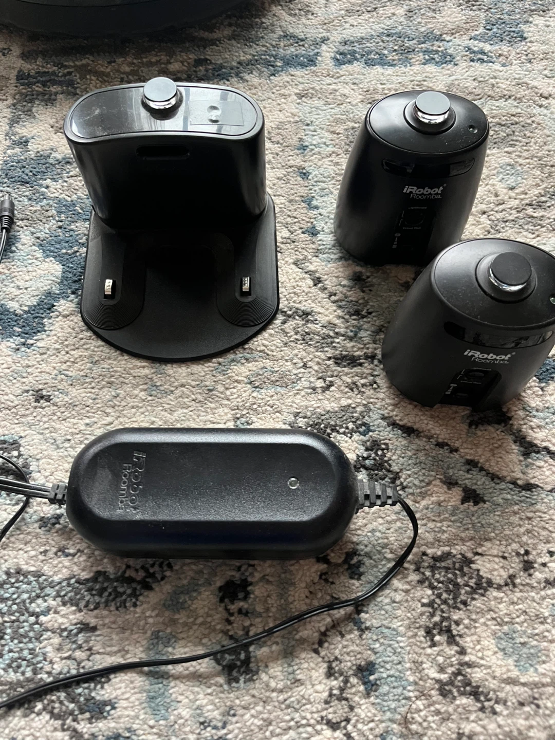 iRobot Roomba Vacuum Robot with Dock & Virtual Walls - photo 4