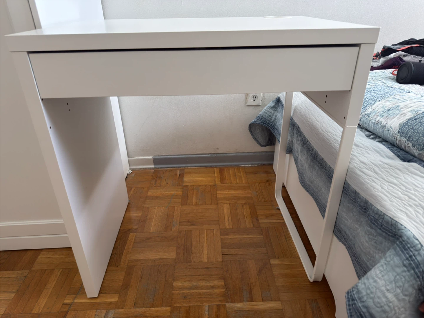 Ikea Desk MICKE