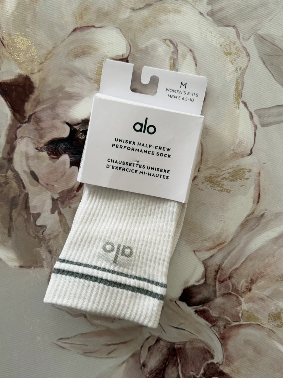 Alo Yoga Unisex Half-Crew Performance Socks White Medium