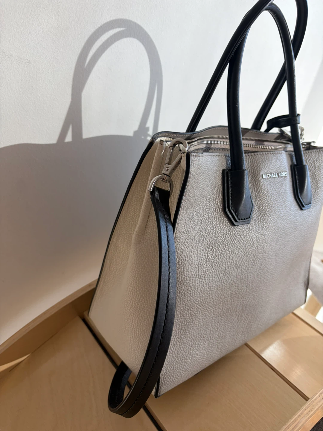 Michael Kors Grey Leather Bag 🏆 - photo 4