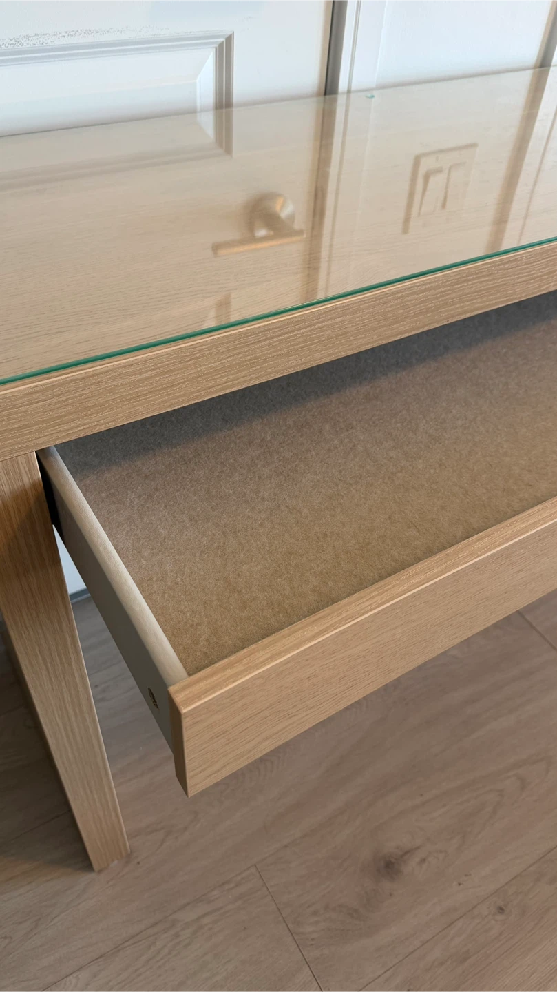 IKEA MALM Dressing Table - White Stained Oak Veneer - photo 2