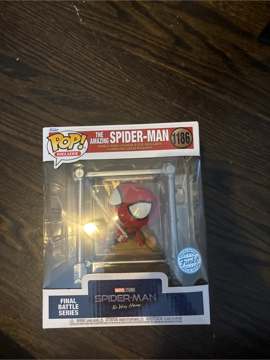 Funko Pop! Deluxe Spider-Man (No Way Home) #1186