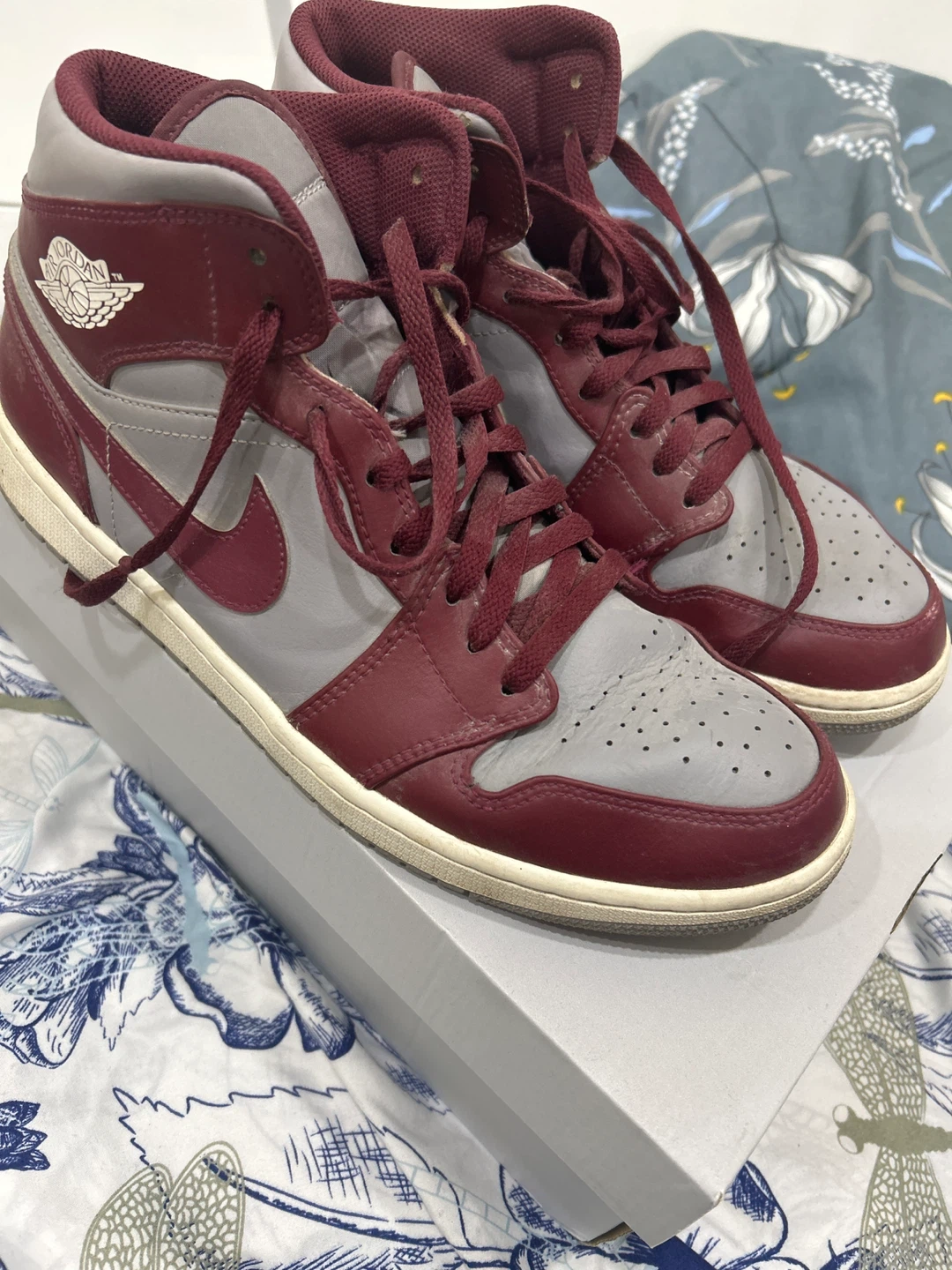 Air Jordan 1 High "Burgundy & Grey" Sneakers - photo 2