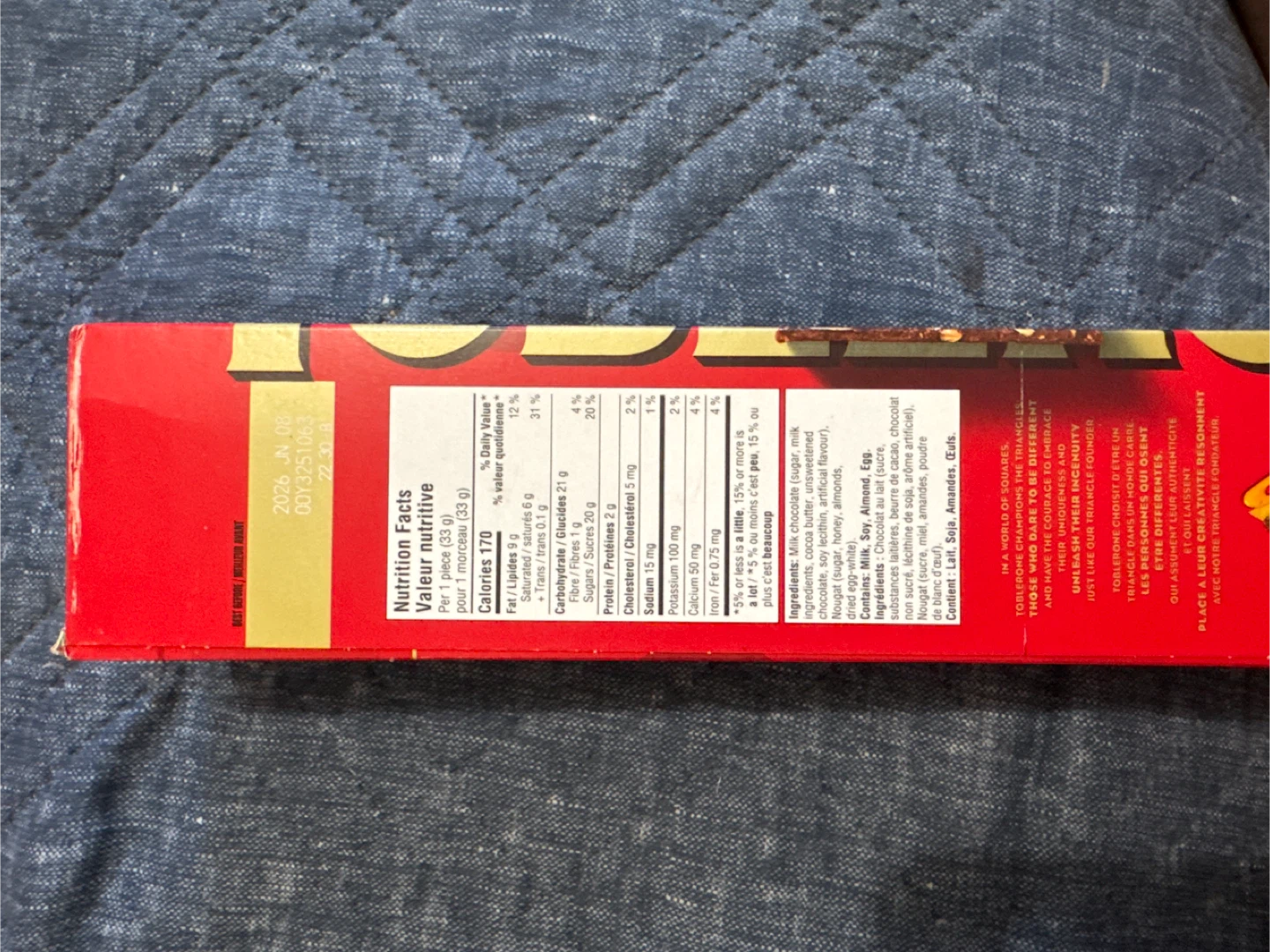 Toblerone Milk Chocolate with Honey & Almond Nougat - photo 2
