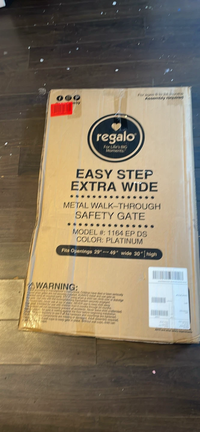Regalo Easy Step Extra Wide Metal Walk-Through Safety Gate