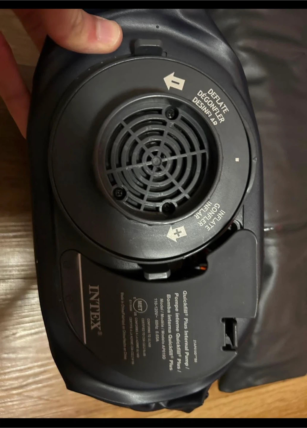 Intex QuickFill Air bed - photo 3