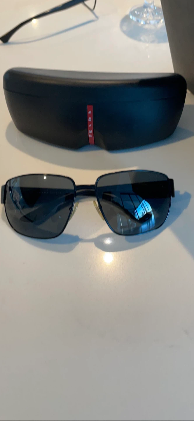 Prada Sunglasses with Case - photo 3