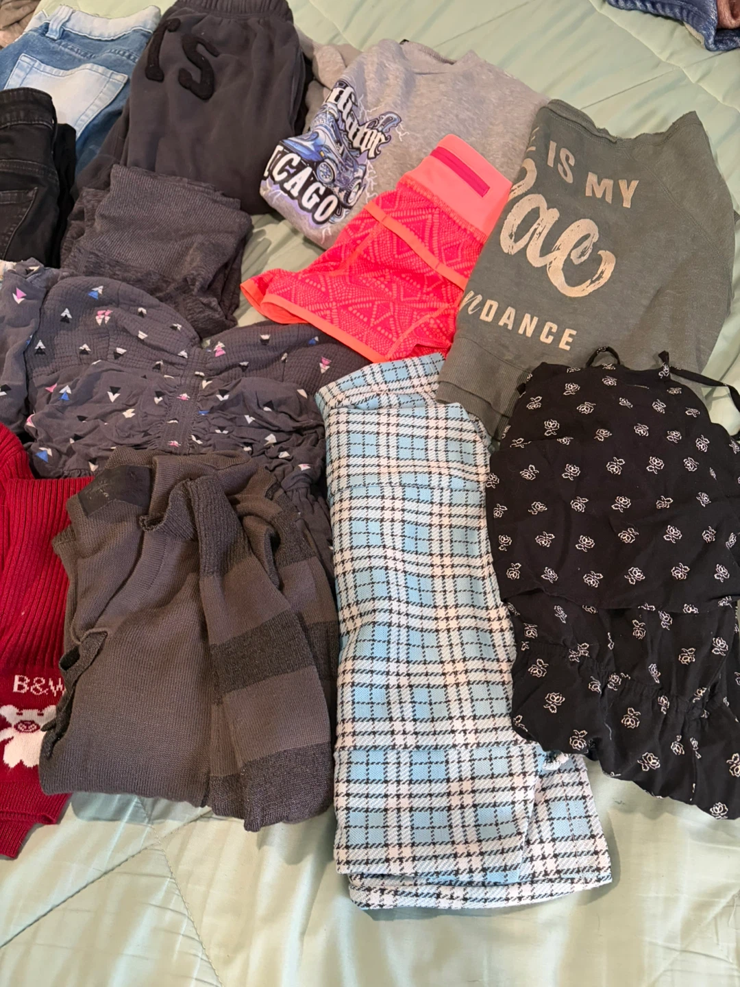 Bundle of women’s clothing - photo 3