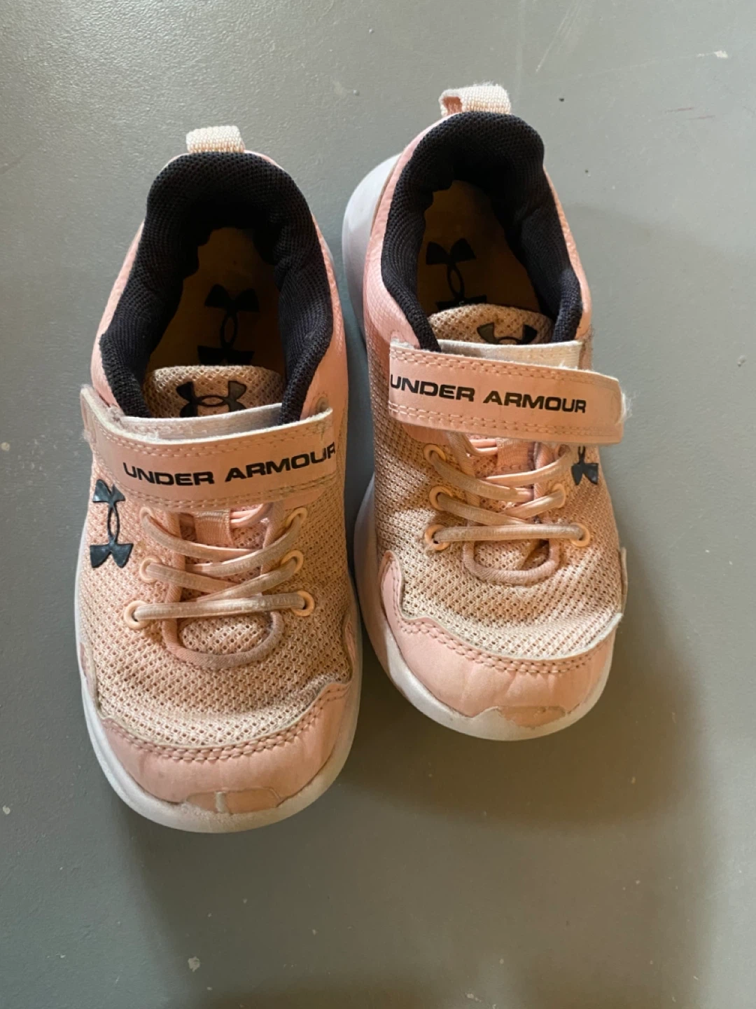 🏆Under Armour Kids Pink Shoes Size 12K