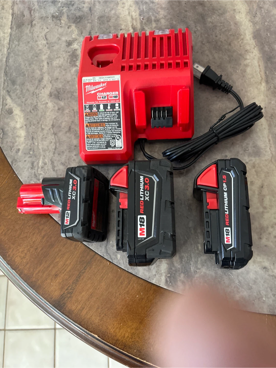 Milwaukee M12/M18 RedLithium Battery Charger with 3 Batteries