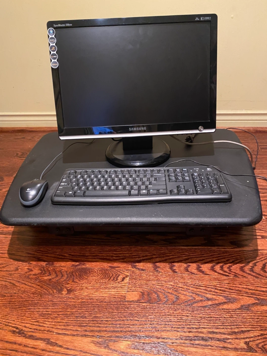 Lot: Varidesk Pro Plus 36 Sit-Stand Desk Converter - photo 5