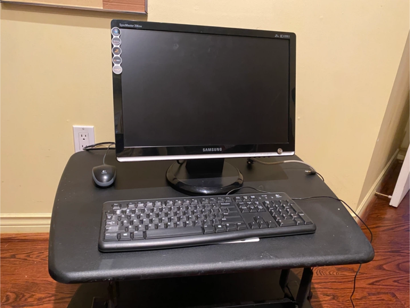 Lot: Varidesk Pro Plus 36 Sit-Stand Desk Converter - photo 3