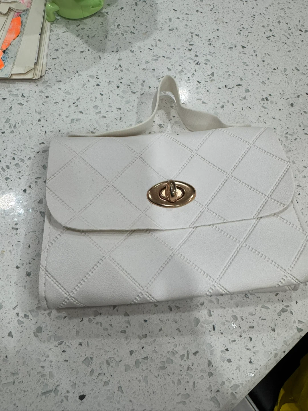 White Quilted Shoulder Bag with Gold Clasp 🏆