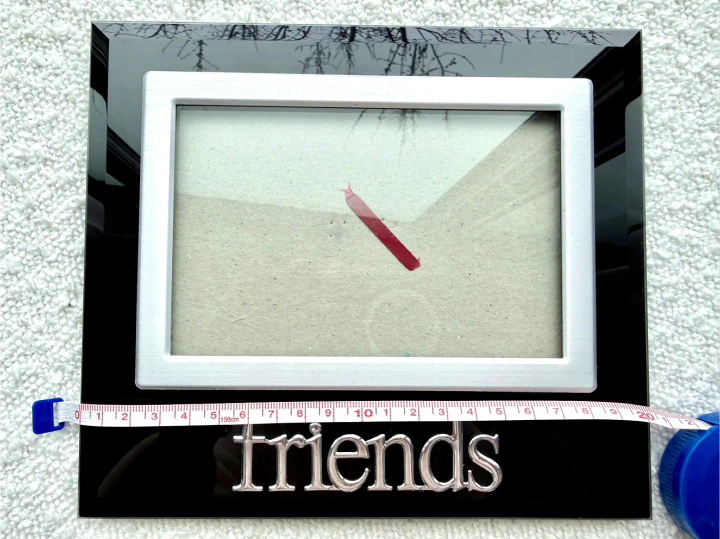 Black and Silver Tone Friends Picture Frame Holds - photo 4