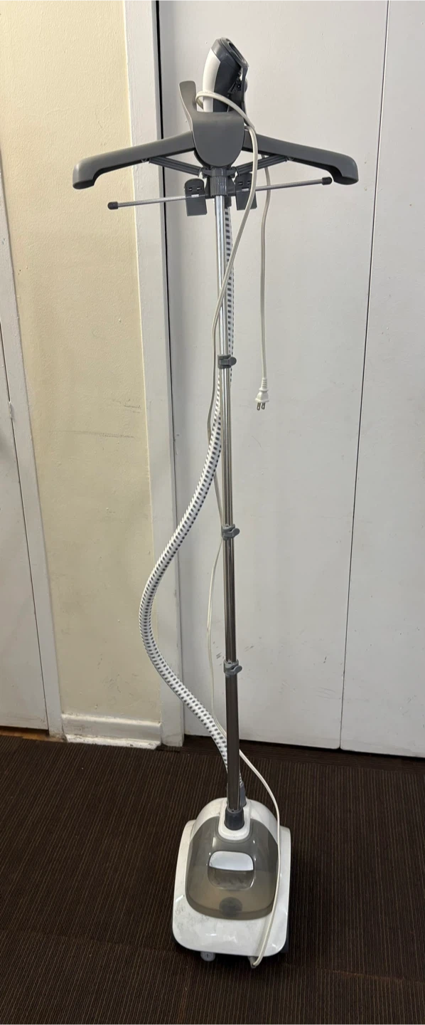 Portable Clothing Steamer - photo 5