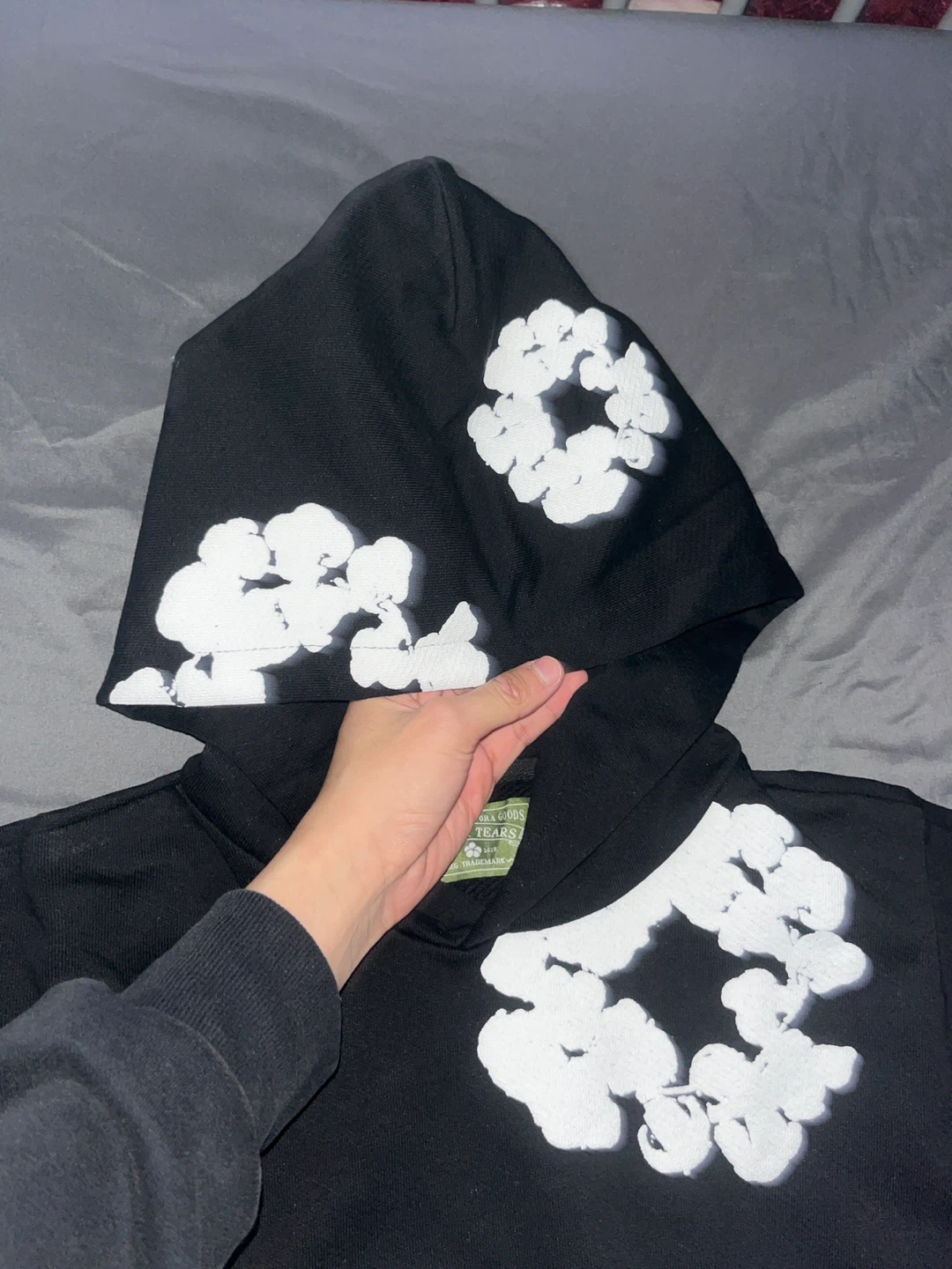 Denim Tears Hoodie - Black with White Floral Print - Size M - photo 4