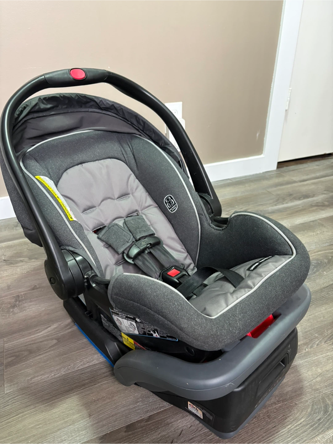Graco car seat and stroller combo - photo 2
