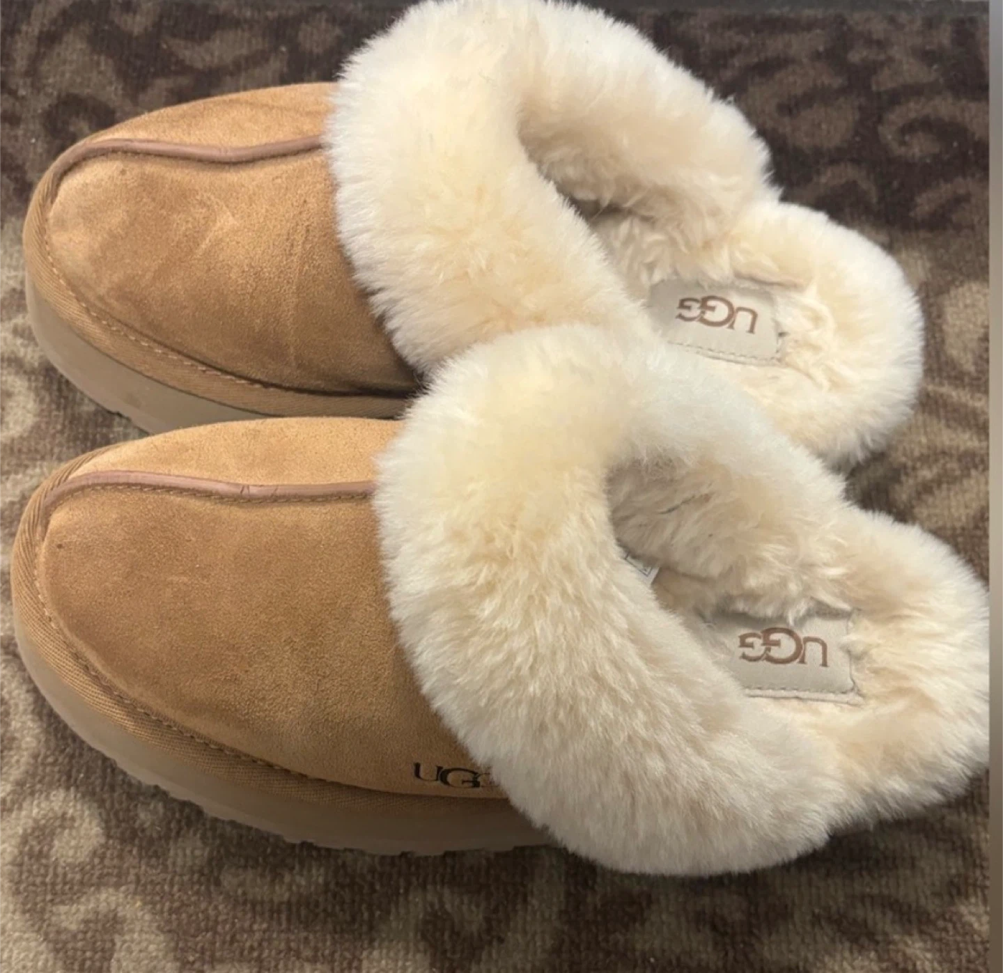 UGG W Disquette Slippers - Size 6 - photo 2