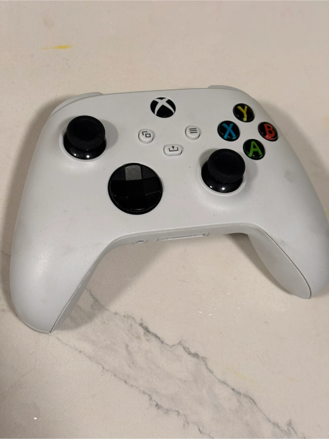 White Xbox Wireless Controller