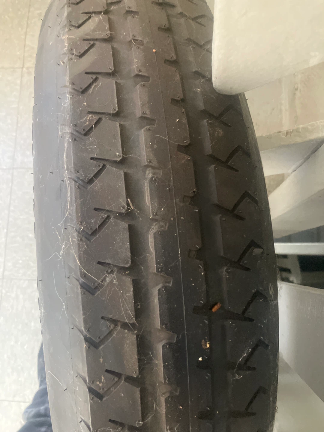 T175/90D18 Tire on Alloy Wheel - photo 2