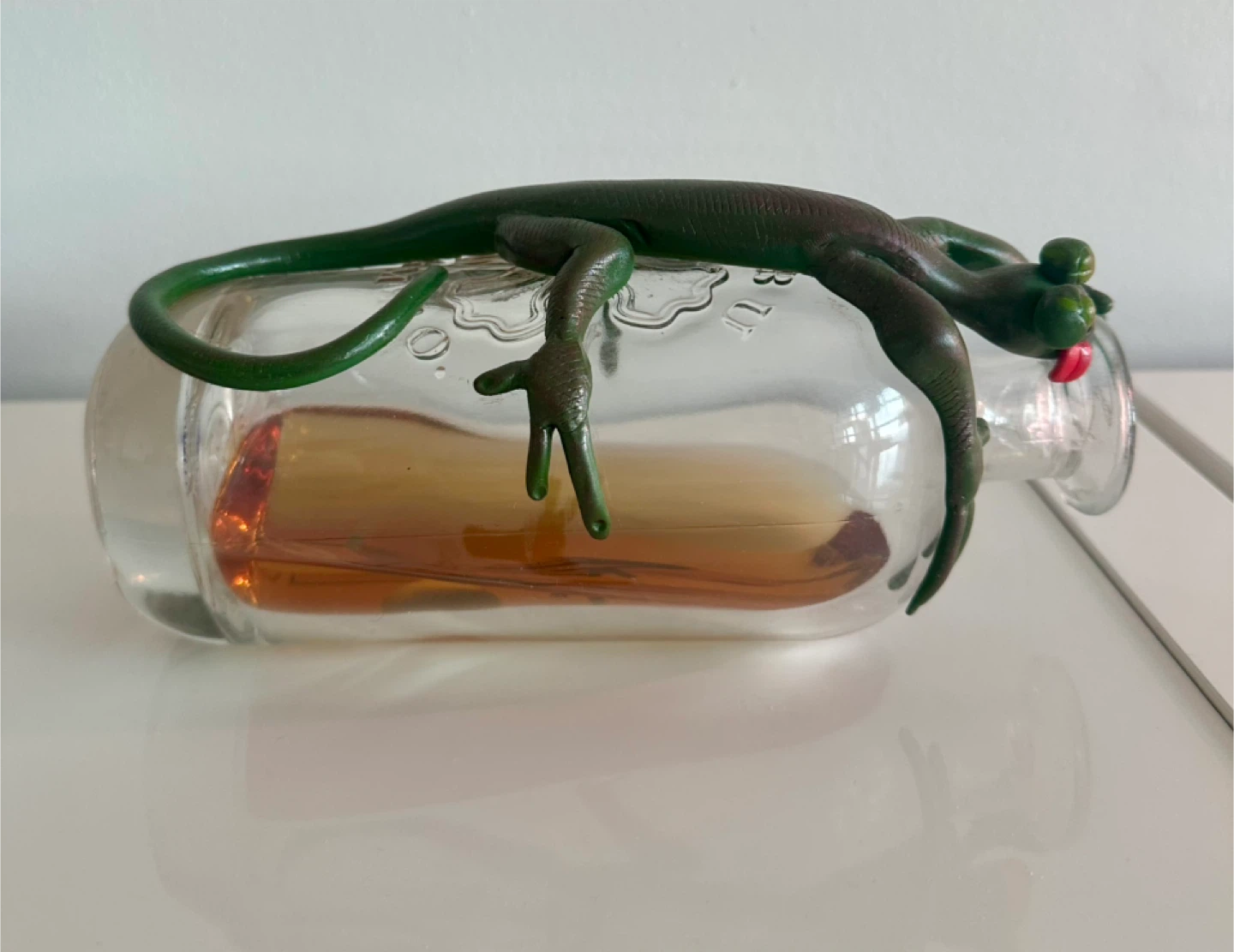 Hand Made Green Lizard Decor on Glass Bottle - photo 2