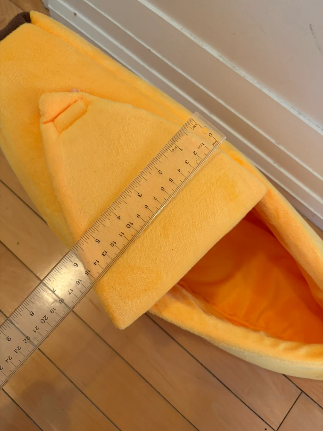 Banana Shaped Pet Bed