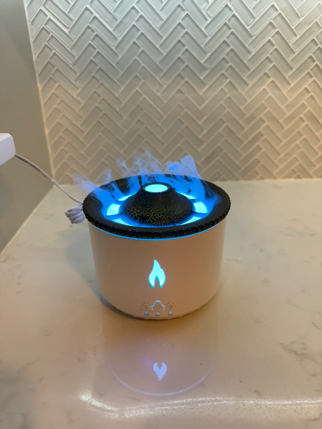 Flame Effect Aroma Diffuser humidifier - photo 4