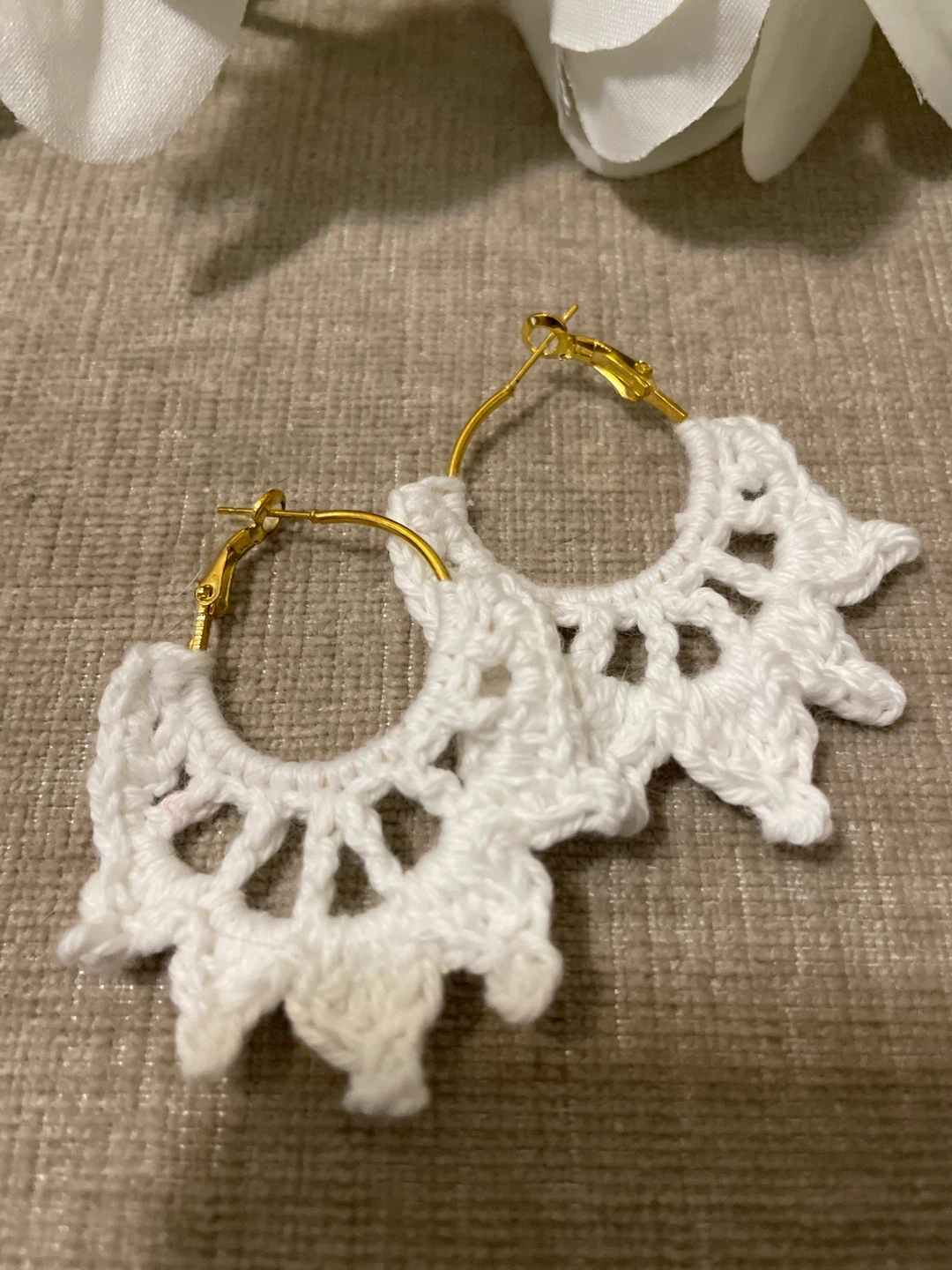 Handmade Crochet Hoop Earrings - Pink & White🏆 - photo 3