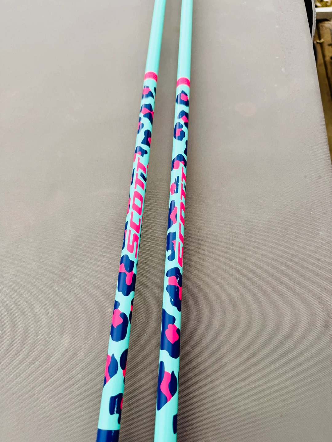Scott Ski Poles - 100cm/40" - Teal/Pink Leopard Print - photo 2