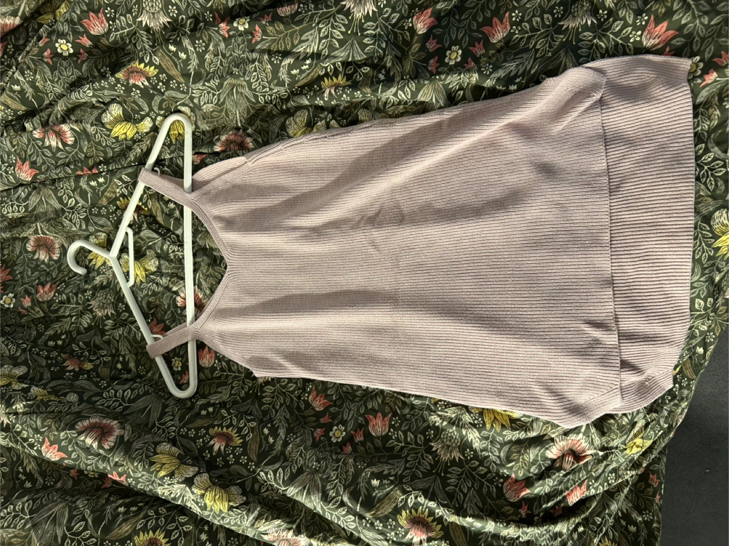 NWT Dynamite V-Neck Ribbed Tank Top - XS