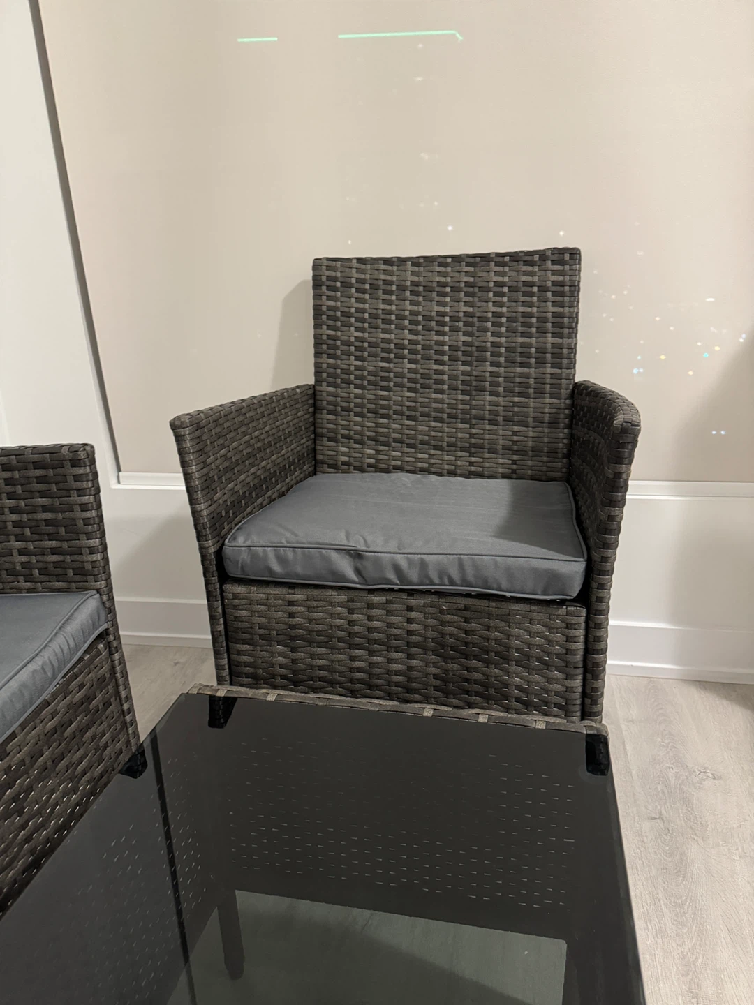 4 pc furniture set - photo 3