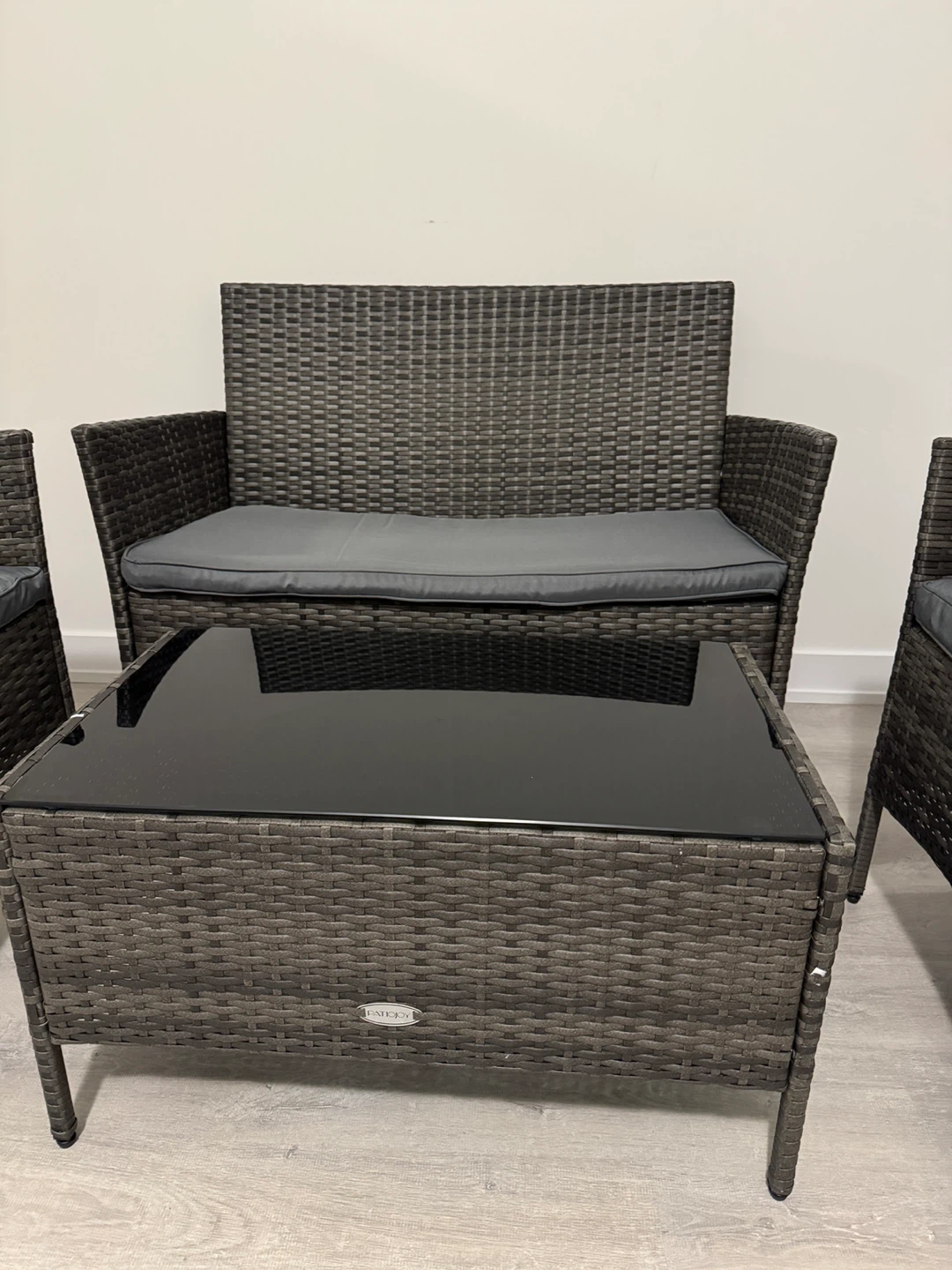 4 pc furniture set - photo 2